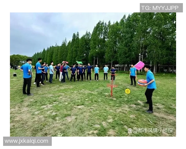 成都飞盘队创下耐力新纪录引发热议全城欢庆飞盘运动蓬勃发展 成都飞盘队创下耐力新纪录引发热议全城欢庆飞盘运动蓬勃发展